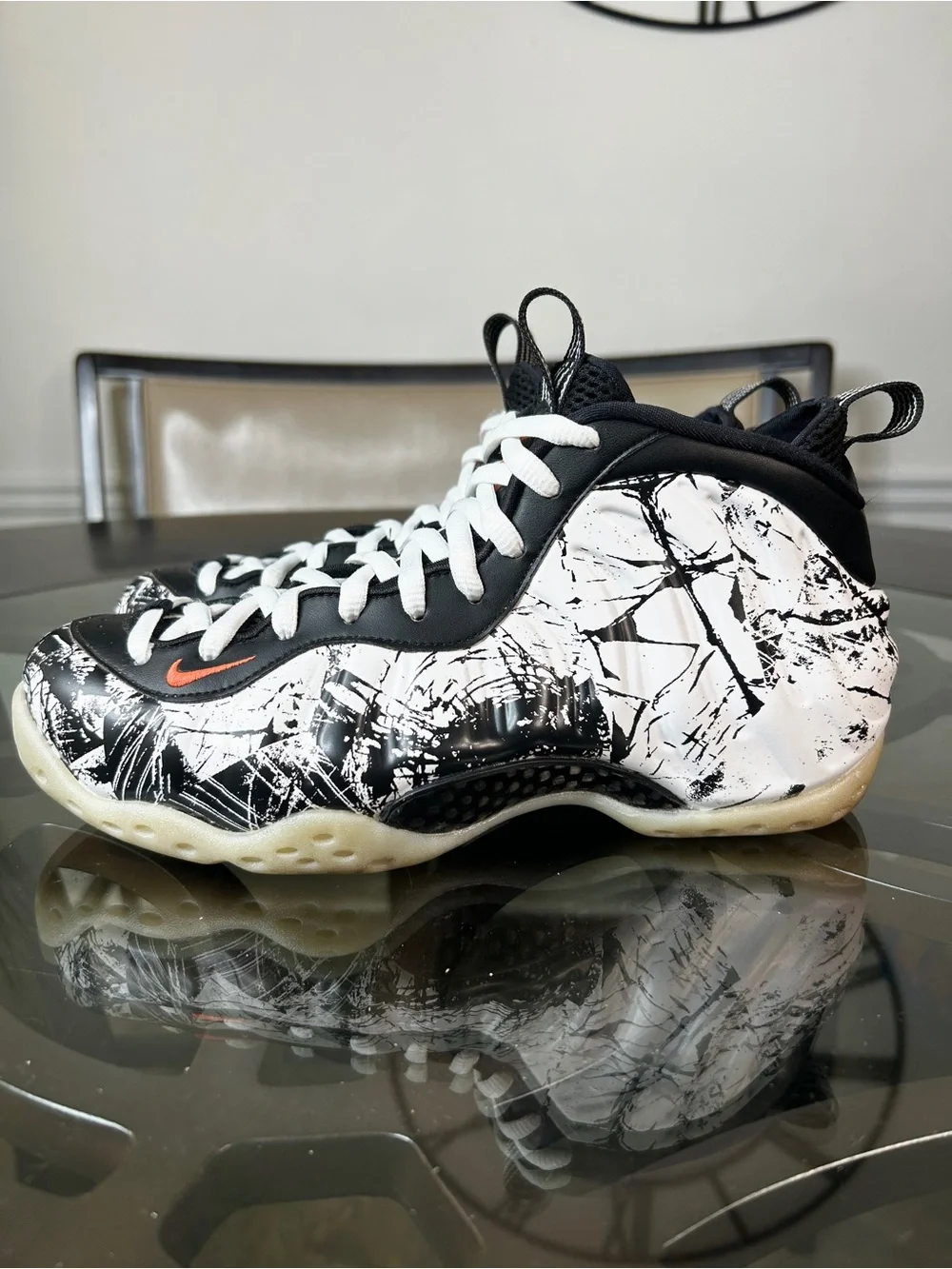 Nike Air Foamposite One Shattered Backboard Black White Orange Men’s Size 8